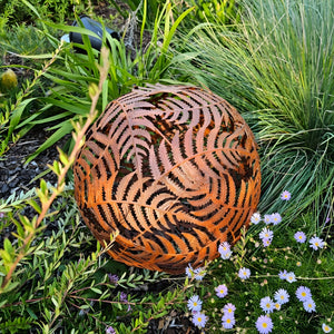 Set of 2 Medium Rustic Decorative Garden Fern Design Ball- 35cm