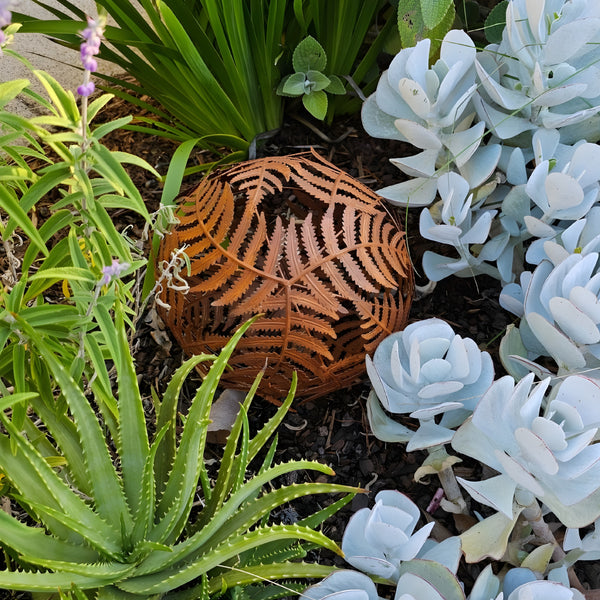 Set of 2 Small Rustic Decorative Garden Fern Design Ball- 25cm