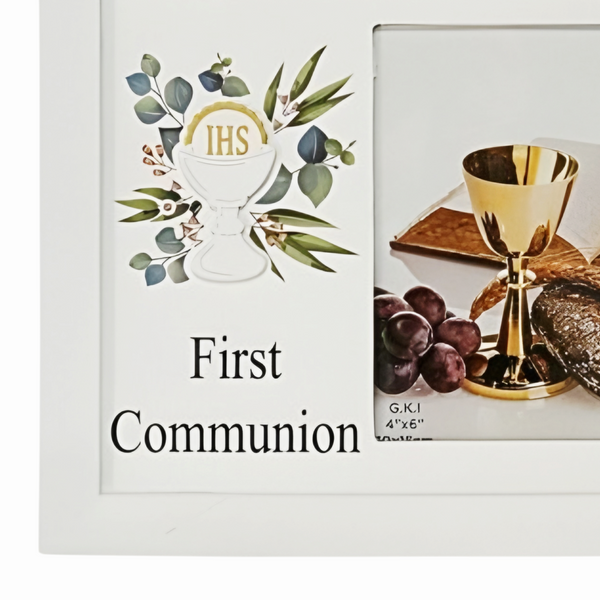 Children's White Wood First Communion Photo Frame & 3D Holy Grail
