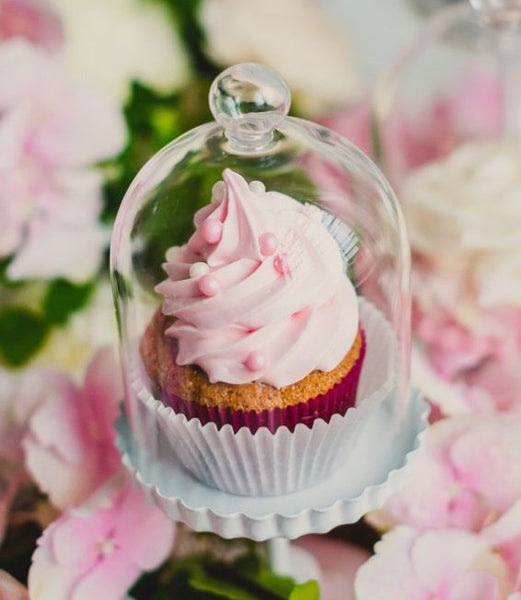 Mini Clear Glass Bell Wedding Favour Cupcake Candle Jar Holder with Cloche Dome Lid on White Fluted Base Gift Bomboniere Christening Baptism Party Events Candle Making Display Stand Dessert Macaroons